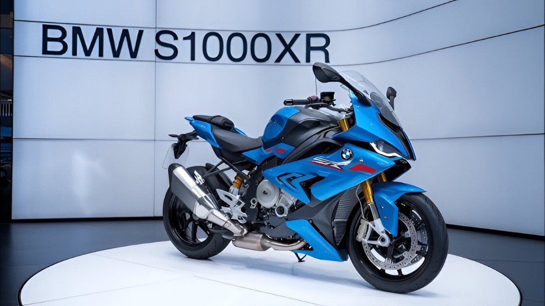 2026 BMW S 1000 XR